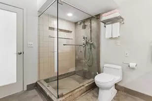 936 Intracoastal Dr, Fort Lauderdale, FL 33304 - Photo 17