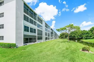 2046 Rexford C, Boca Raton, FL 33434 - Photo 23