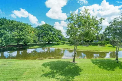 2046 Rexford C, Boca Raton, FL 33434 - Photo 19
