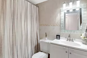 4400 Hillcrest Dr, Hollywood, FL 33021 - Photo 15
