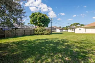 1190 SE Puritan Ln, Port Saint Lucie, FL 34983 - Photo 33