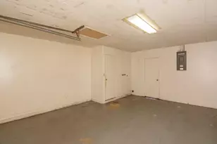1190 SE Puritan Ln, Port Saint Lucie, FL 34983 - Photo 27