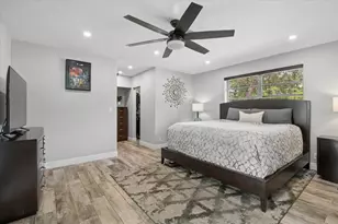 4601 W Hawthorne Cir, Hollywood, FL 33021 - Photo 17