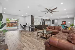 4601 W Hawthorne Cir, Hollywood, FL 33021 - Photo 7