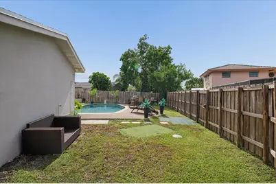 4601 W Hawthorne Circle, Hollywood, FL 33021 - Photo 27