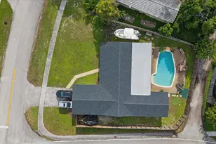 4601 W Hawthorne Cir, Hollywood, FL 33021 - Photo 29