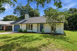 306 24th Ave, Vero Beach, FL 32967 - Photo 1