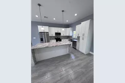 3351 Lakeland Avenue SW, Palm Bay, FL 32908 - Photo 7