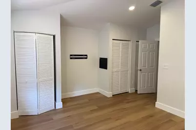 1085 River Birch Street, Hollywood, FL 33019 - Photo 13