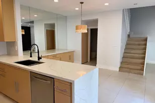 1085 River Birch St, Hollywood, FL 33019 - Photo 5