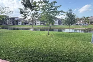 9919 Nob Hill Ct, Sunrise, FL 33351 - Photo 13