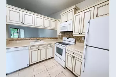 9919 Nob Hill Court #9919, Sunrise, FL 33351 - Photo 3