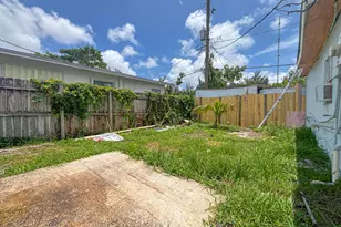 6142 SW 40th Ct, Miramar, FL 33023 - Photo 9