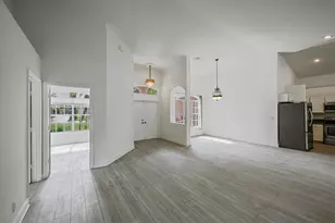 8671 155th Pl N, Palm Beach Gardens, FL 33418 - Photo 17