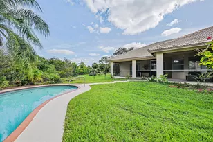 8671 155th Pl N, Palm Beach Gardens, FL 33418 - Photo 17