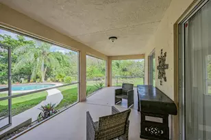 8671 155th Pl N, Palm Beach Gardens, FL 33418 - Photo 11