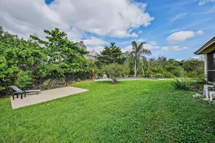 8671 155th Pl N, Palm Beach Gardens, FL 33418 - Photo 19