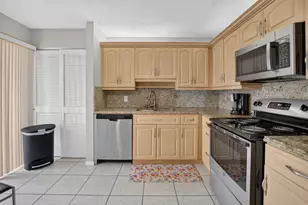 7473 Glendevon Ln, Delray Beach, FL 33446 - Photo 17