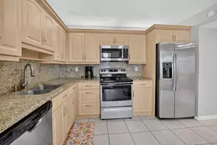 7473 Glendevon Ln, Delray Beach, FL 33446 - Photo 15