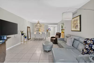 7473 Glendevon Lane #402, Delray Beach, FL 33446 - Photo 11