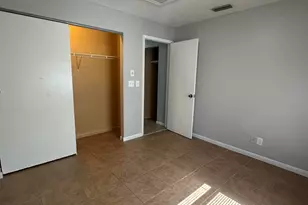 641 W 9th St, Riviera Beach, FL 33404 - Photo 11