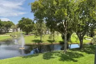 700 S Hollybrook Dr, Pembroke Pines, FL 33025 - Photo 1