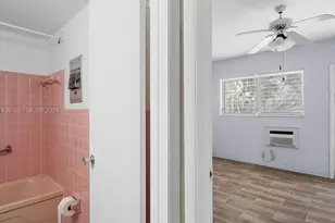 2000 NE 51st Ct, Fort Lauderdale, FL 33308 - Photo 11