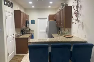 3964 Poinciana Ln, Hollywood, FL 33021 - Photo 9