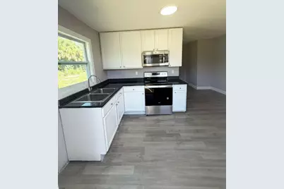 4250 29th Avenue #B, Vero Beach, FL 32967 - Photo 3