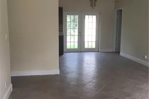 4231 SW 55th Ave, Davie, FL 33314 - Photo 3