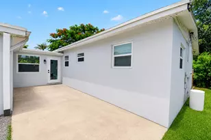 1446 W Perry St, Lantana, FL 33462 - Photo 33