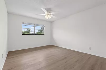 4983 NW 95th Avenue, Sunrise, FL 33351 - Photo 7
