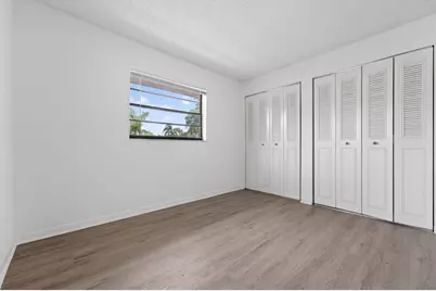 4983 NW 95th Avenue, Sunrise, FL 33351 - Photo 9