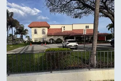 190 NW Spanish River Boulevard #202, Boca Raton, FL 33431 - Photo 3
