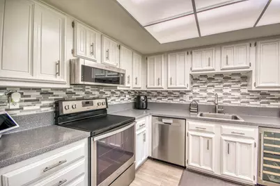 5350 Woodland Lakes Drive #311, Palm Beach Gardens, FL 33418 - Photo 13