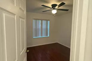 100 Cocoplum Cir, Royal Palm Beach, FL 33411 - Photo 11