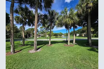 7608 Forest Green Lane, Boynton Beach, FL 33436 - Photo 3