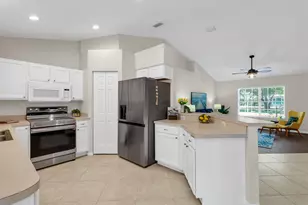 2735 47th Ave, Vero Beach, FL 32966 - Photo 19