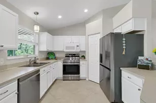 2735 47th Ave, Vero Beach, FL 32966 - Photo 5