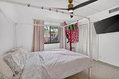 410 Lakeview Drive #103, Weston, FL 33326 - Photo 23