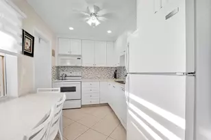 4270 NW 40th St, Lauderdale Lakes, FL 33319 - Photo 5