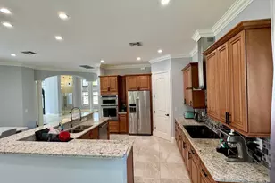 134 SE Fiore Bello, Port Saint Lucie, FL 34952 - Photo 9