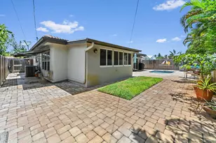 138 NE 29th St, Wilton Manors, FL 33334 - Photo 27