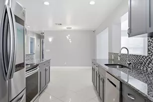 434 Australian Cir, Lake Park, FL 33403 - Photo 9