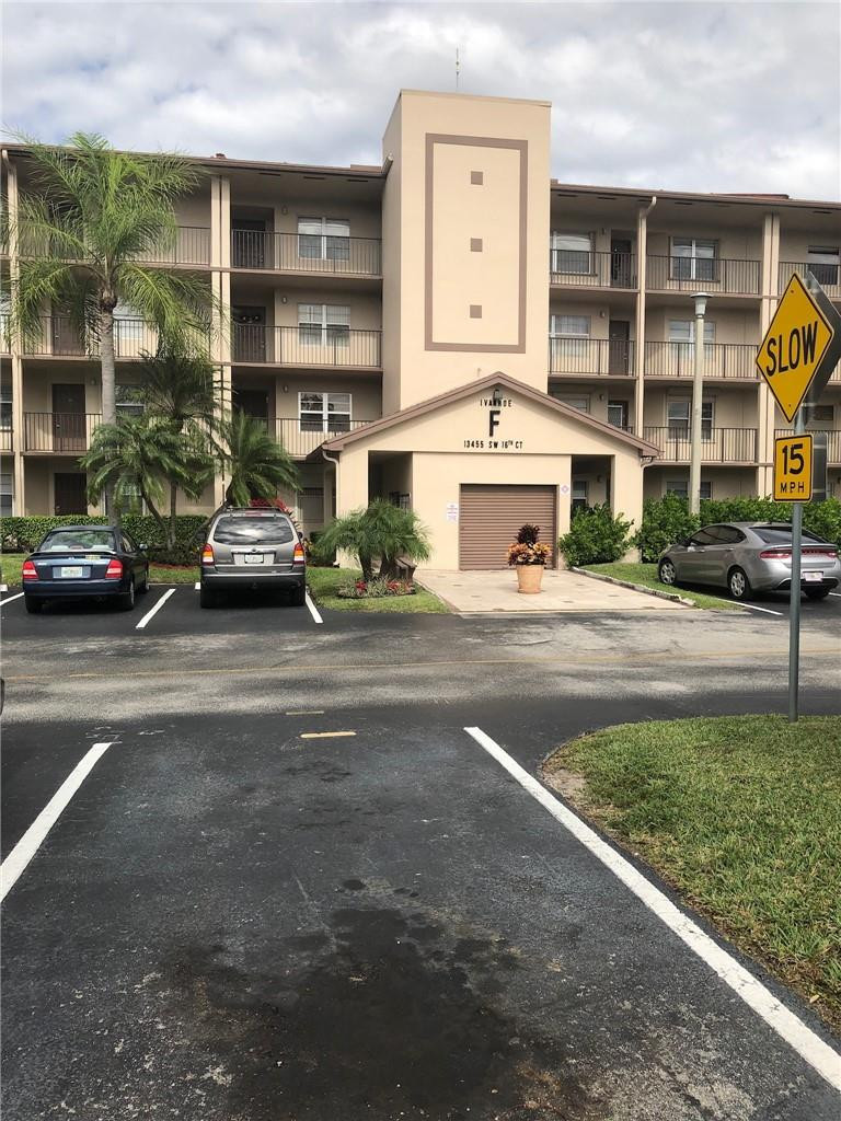 13455 SW 16th Ct main architectural view