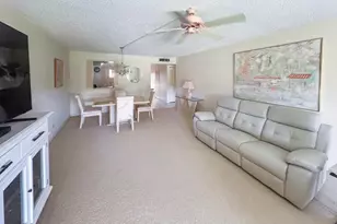 7561 NW 1st St, Margate, FL 33063 - Photo 9