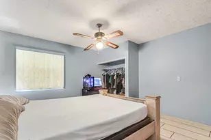 366 SE Lancaster Ave, Port Saint Lucie, FL 34984 - Photo 31