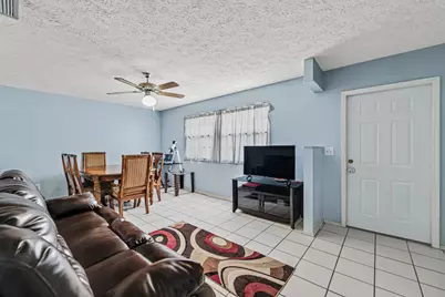 366 SE Lancaster Avenue, Port Saint Lucie, FL 34984 - Photo 5