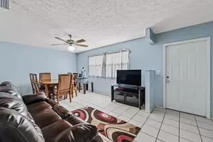 366 SE Lancaster Ave, Port Saint Lucie, FL 34984 - Photo 5