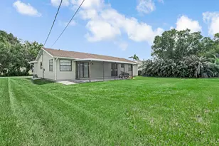 366 SE Lancaster Ave, Port Saint Lucie, FL 34984 - Photo 15